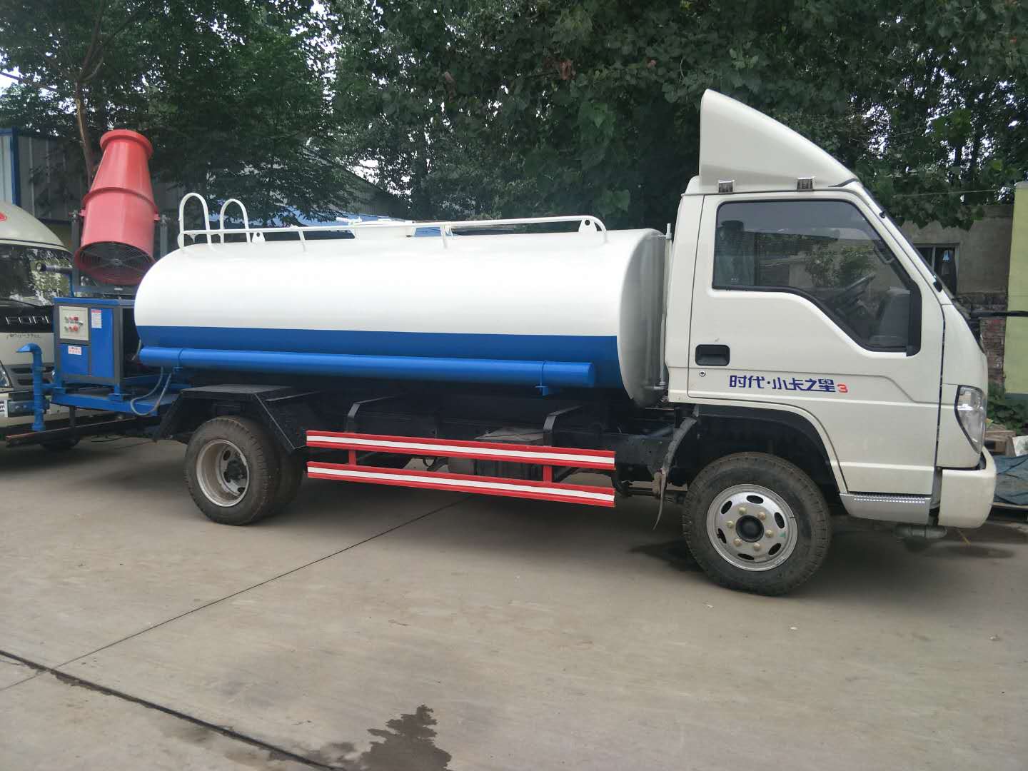 灑水車圖片/灑水車樣板圖 (3)