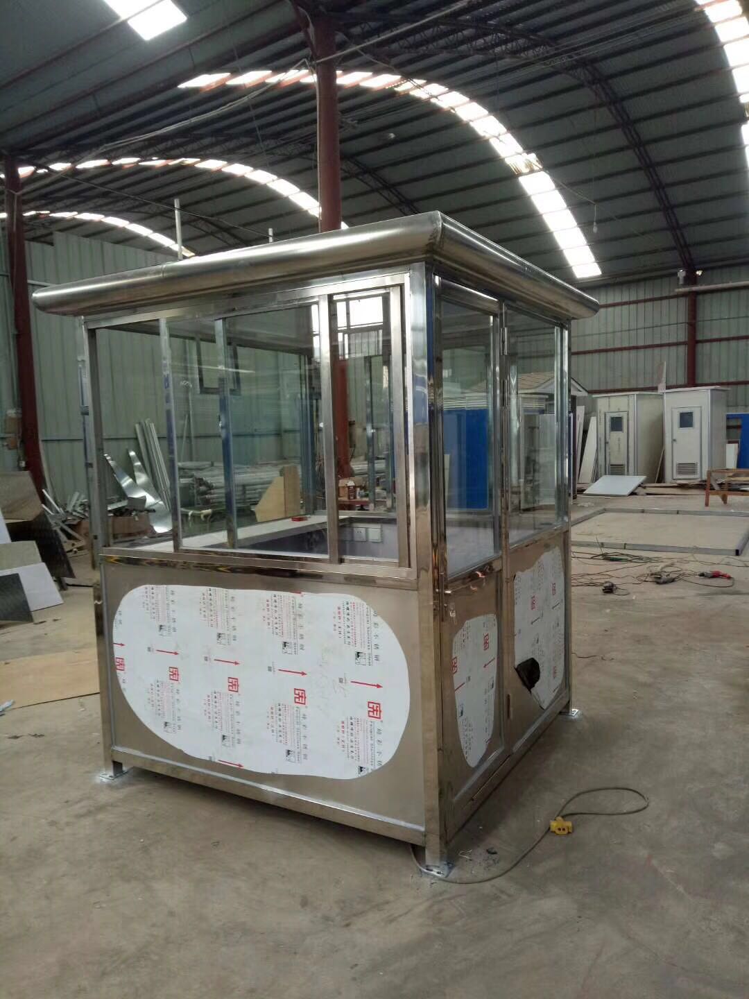 崗?fù)?玻璃崗?fù)さ呐渲?鄭州玻璃崗?fù)ぶ谱鲝S家