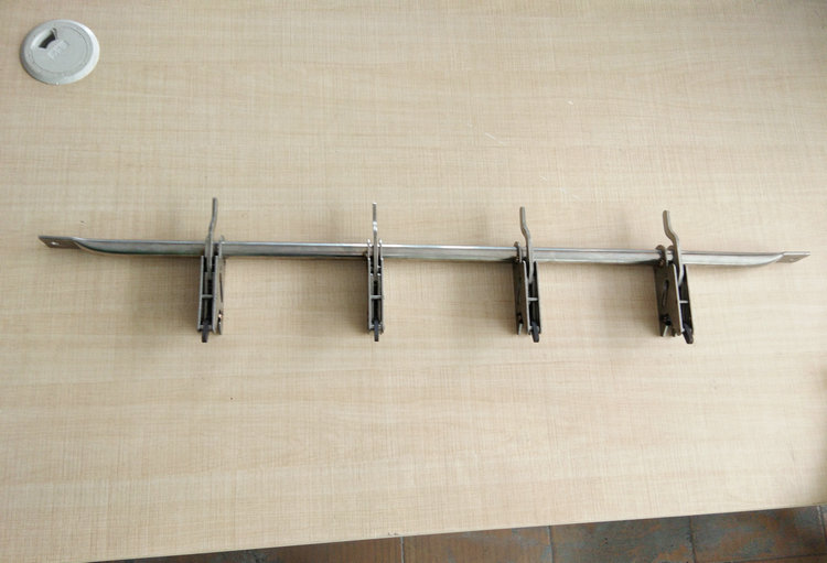 靜電噴涂線(xiàn)夾子涂布機(jī)夾頭四爪夾子機(jī)械設(shè)備夾具夾式爐烤箱夾子 四爪夾子涂布機(jī)夾具