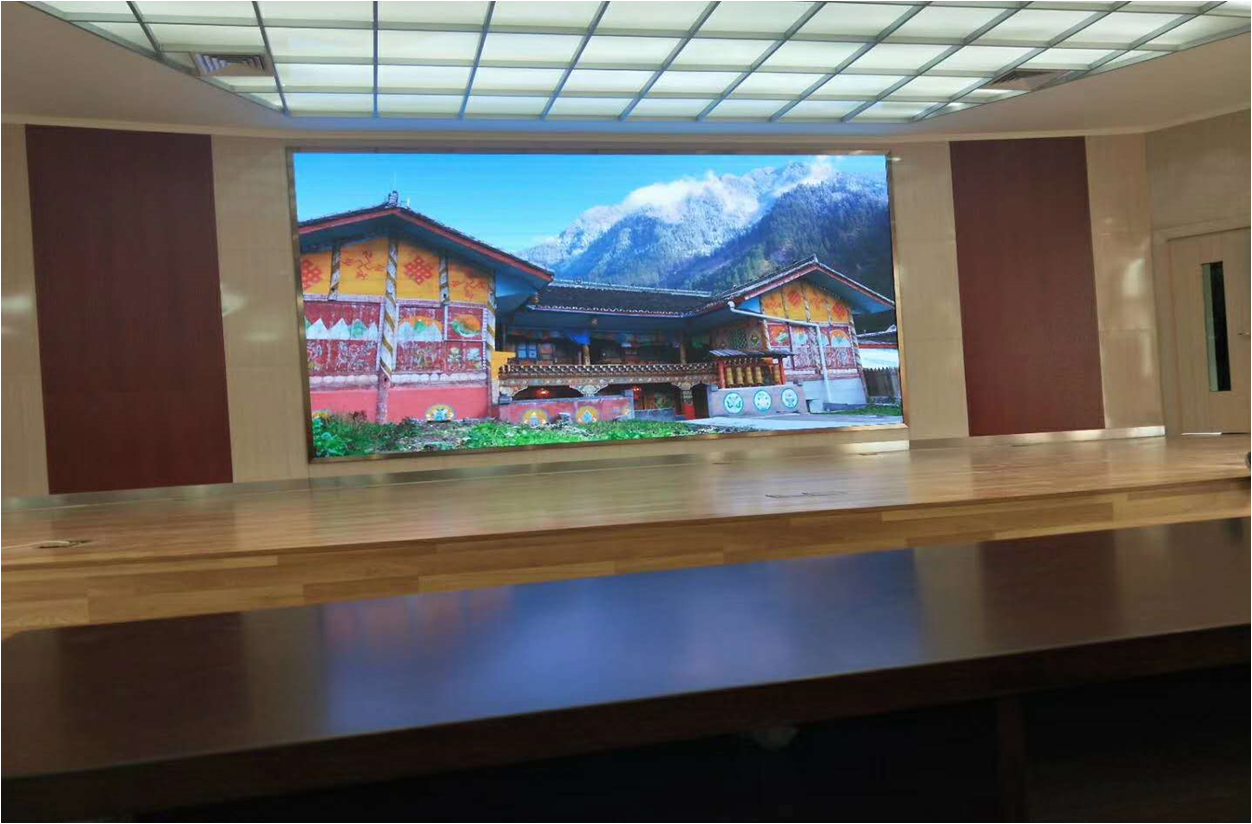 P4室內(nèi)全彩顯示屏圖片/P4室內(nèi)全彩顯示屏樣板圖 (2)