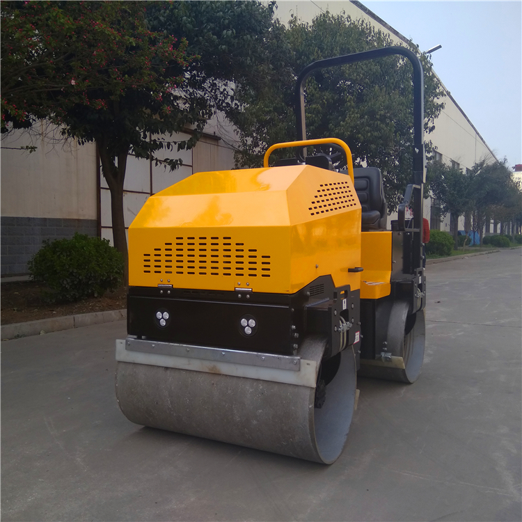 2噸駕駛式壓路機圖片/2噸駕駛式壓路機樣板圖 (2)