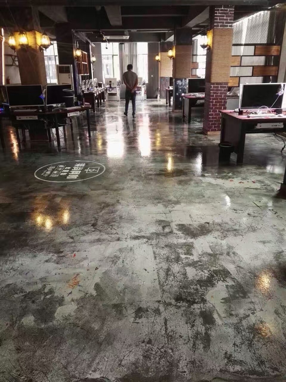 混凝土復(fù)古風(fēng)裝飾圖片/混凝土復(fù)古風(fēng)裝飾樣板圖 (1)