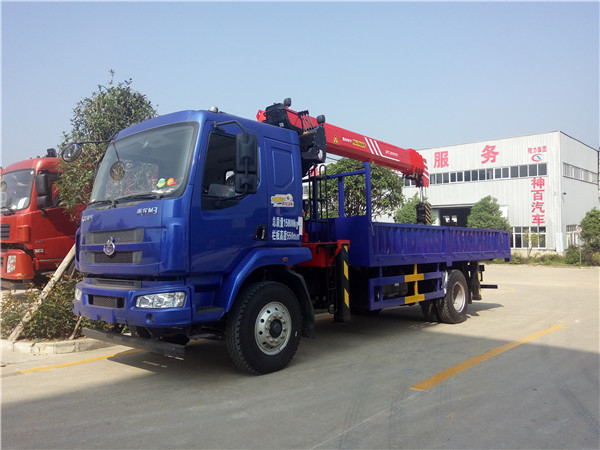 8噸隨車吊圖片/8噸隨車吊樣板圖 (2)
