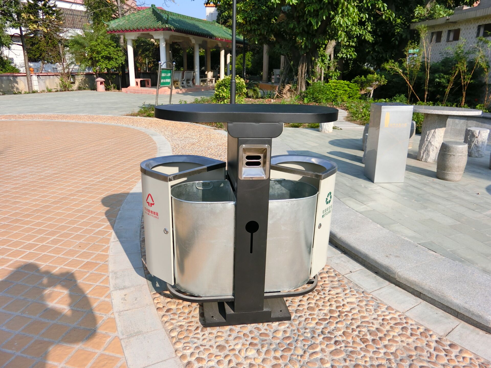 廣州市不銹鋼垃圾桶供應(yīng)商 中山市不銹鋼垃圾桶廠家 深圳市不銹鋼垃圾桶價(jià)格 茂名市不銹鋼垃圾桶供應(yīng)商
