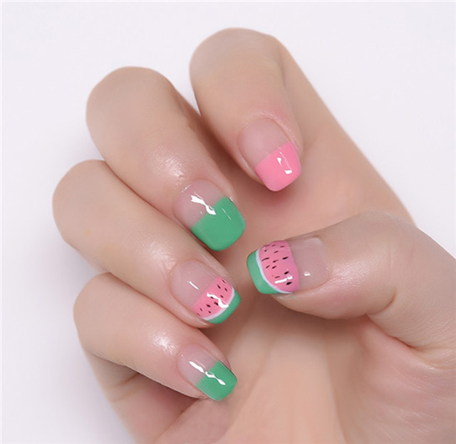 一款清涼西瓜美甲獻給大家圖片