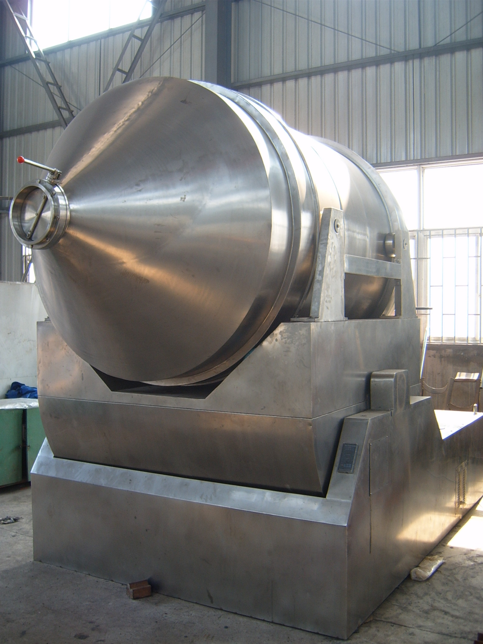 二維混合機(jī)圖片/二維混合機(jī)樣板圖 (2)