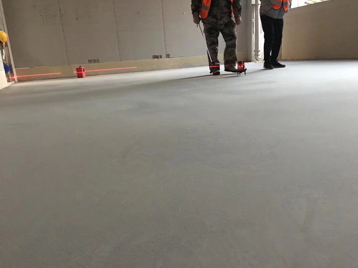 山東大面積高厚度地面找平圖片/山東大面積高厚度地面找平樣板圖 (4)