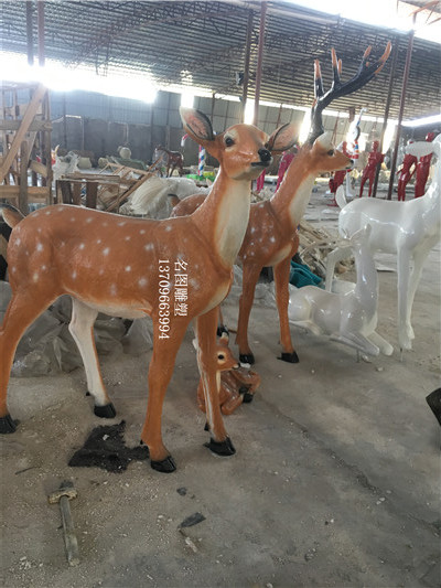 定制玻璃鋼仿真鹿雕塑·玻璃鋼動物雕塑廠家 玻璃鋼仿真鹿雕塑