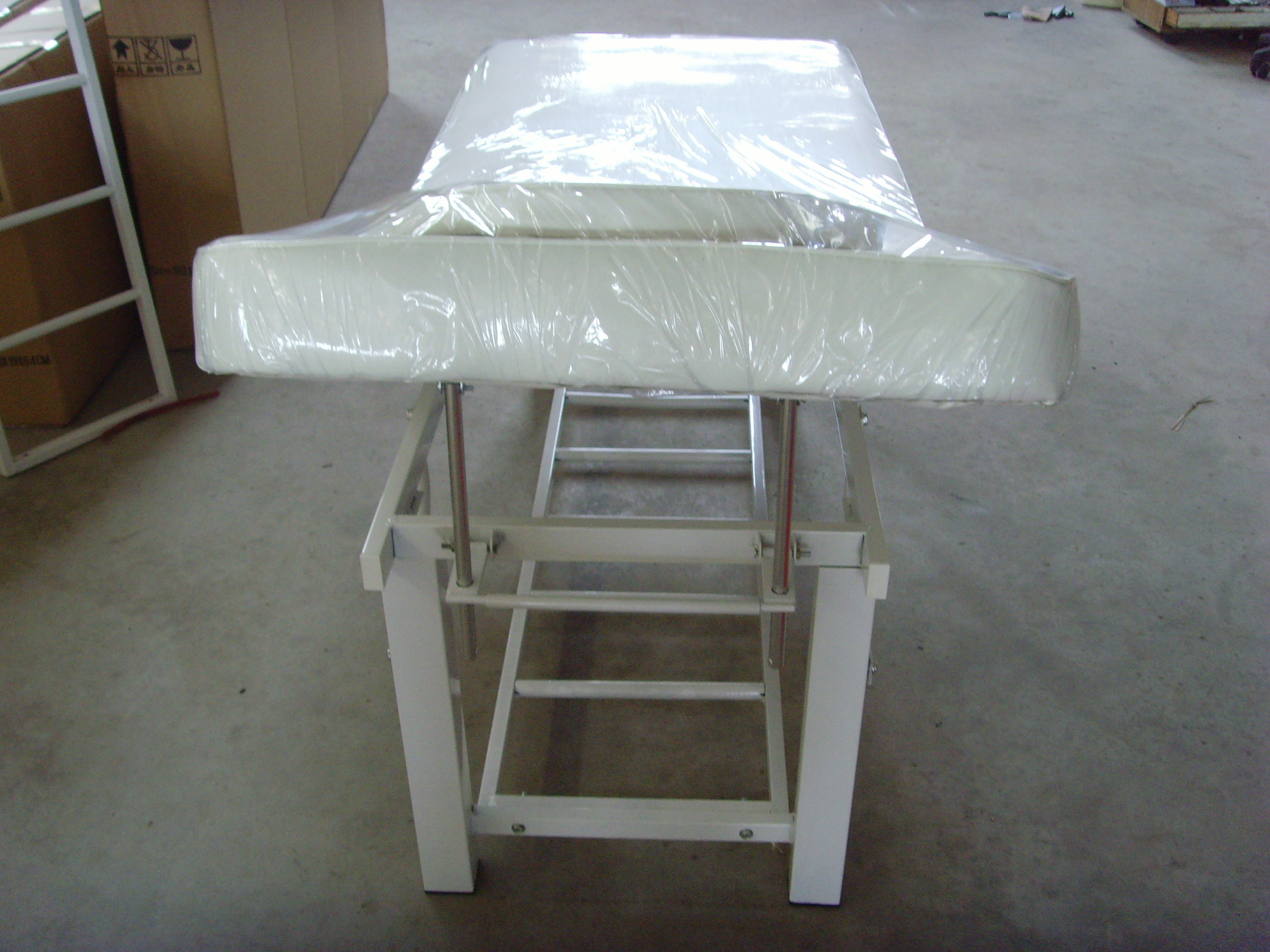 鐵架美容床圖片/鐵架美容床樣板圖 (2)