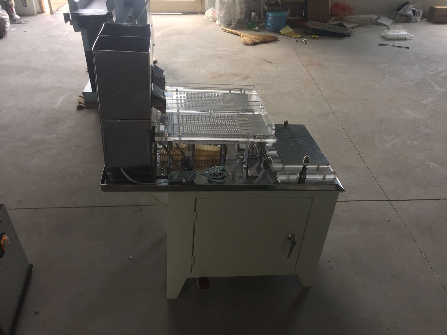 半自動(dòng)膠囊圖片/半自動(dòng)膠囊樣板圖 (2)