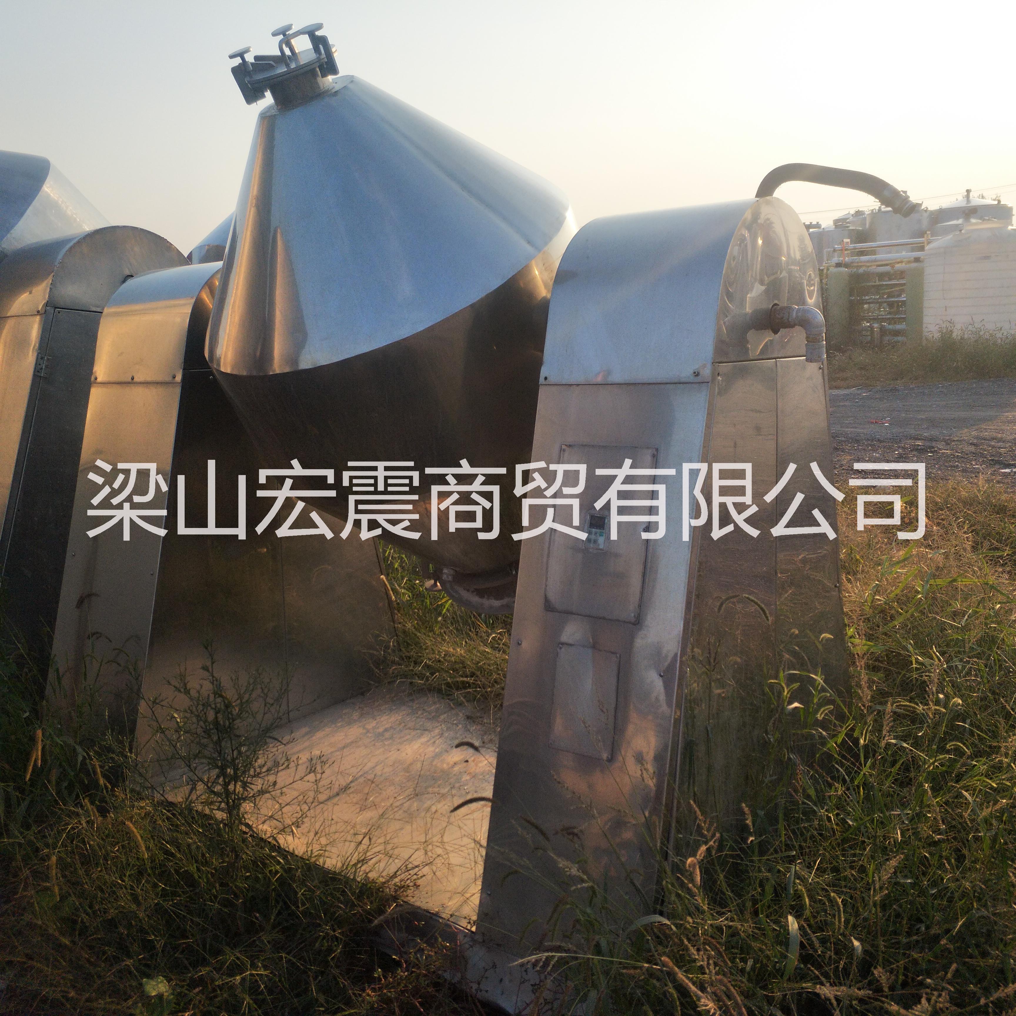 雙錐干燥機(jī)圖片/雙錐干燥機(jī)樣板圖 (4)