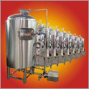 自釀啤酒設(shè)備 啤酒機(jī)械設(shè)備