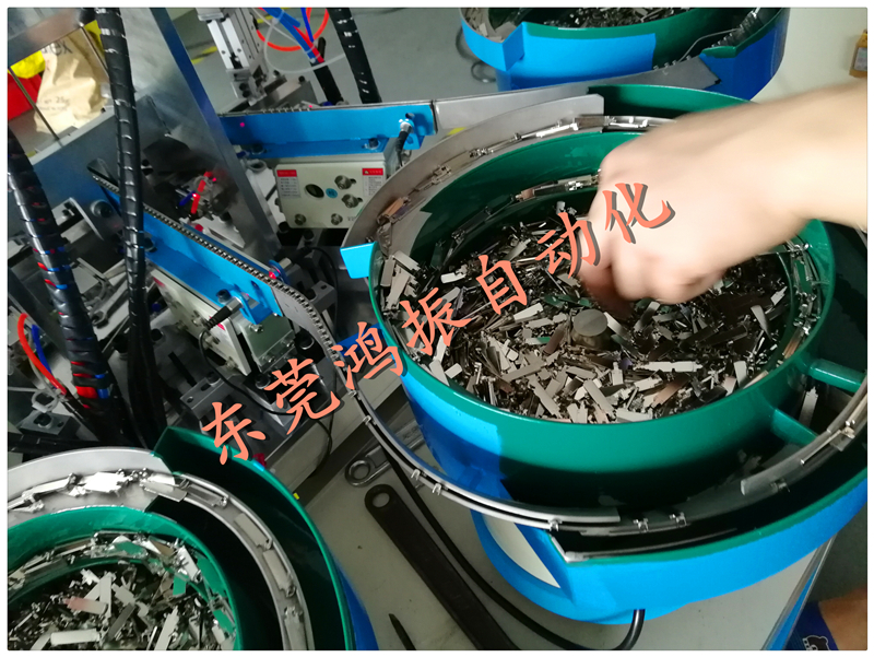 國(guó)標(biāo)非標(biāo)插頭震動(dòng)盤(pán)圖片/國(guó)標(biāo)非標(biāo)插頭震動(dòng)盤(pán)樣板圖 (4)