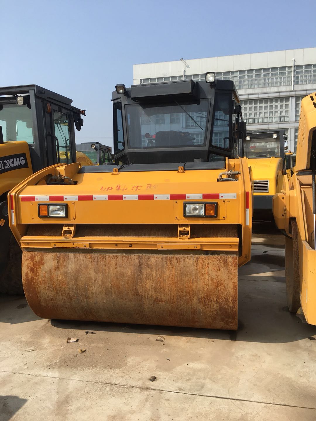 徐工二手雙鋼輪壓路機(jī)  二手壓路機(jī) 雙鋼輪二手壓路機(jī) 二手壓實(shí)機(jī) 二手壓道機(jī) 徐工二手壓路機(jī)價錢 二手震動壓路機(jī)