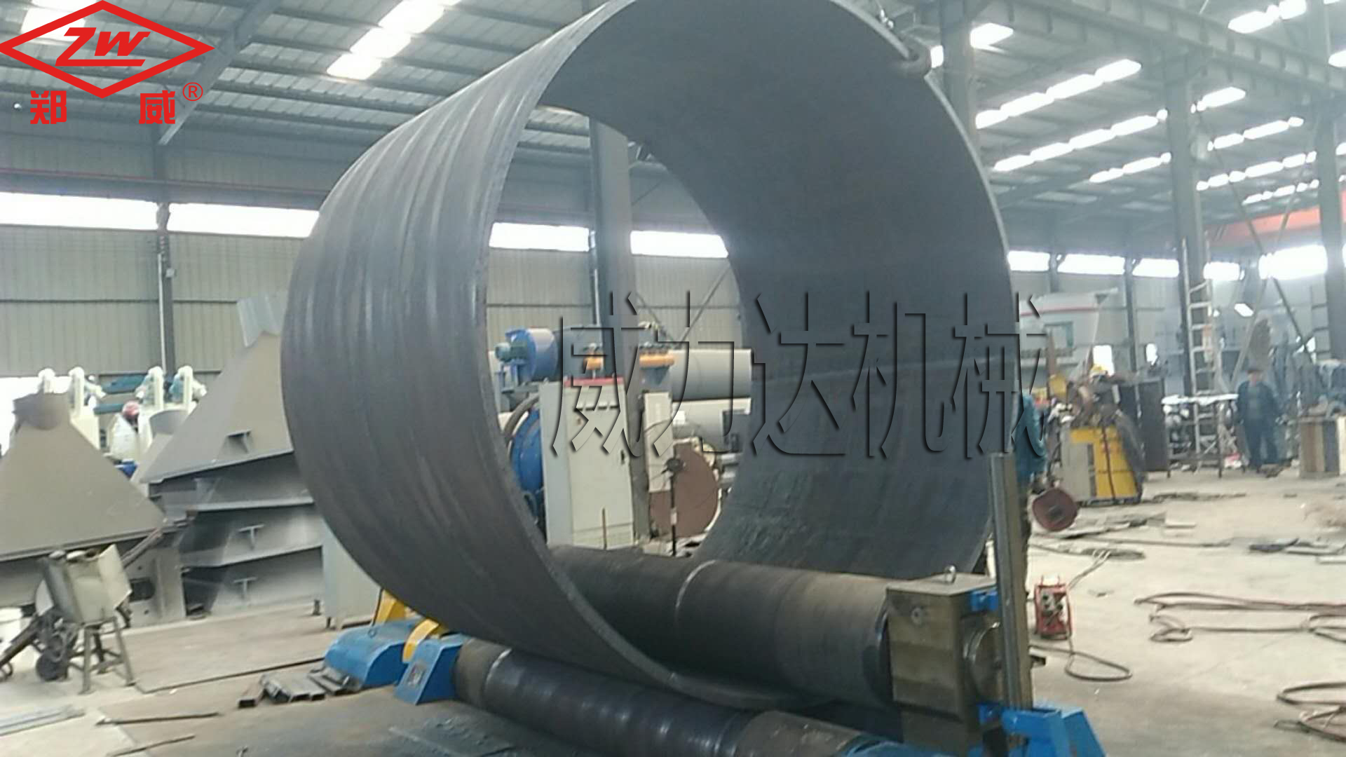 卷板機(jī)圖片/卷板機(jī)樣板圖 (3)