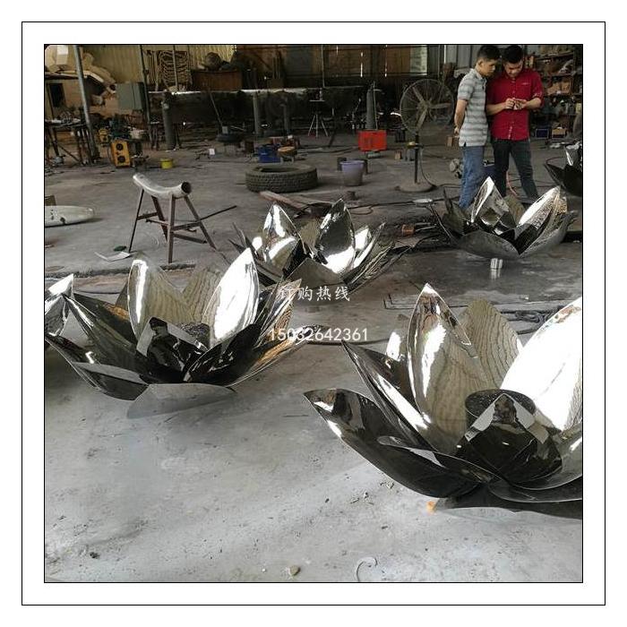 蓮花雕塑廠家 室外景觀雕塑圖片