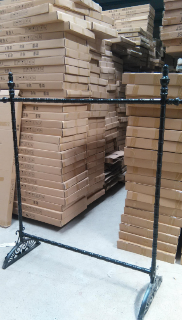 單杠服裝貨架圖片/單杠服裝貨架樣板圖 (2)