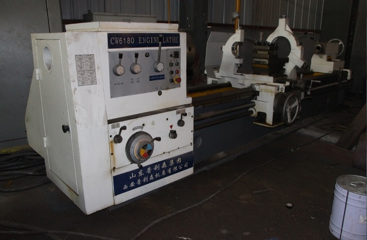 普利森CW6180臥式車床