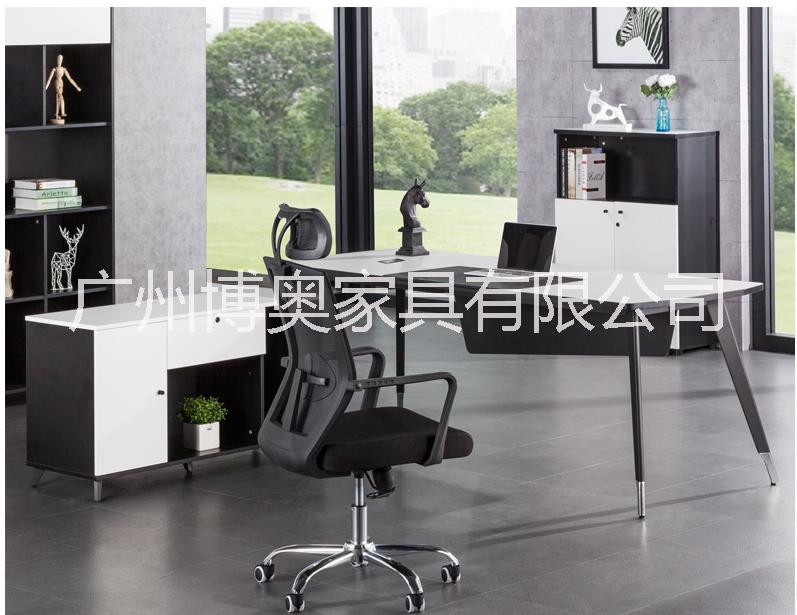 經(jīng)理桌現(xiàn)代簡約鋼架桌圖片/經(jīng)理桌現(xiàn)代簡約鋼架桌樣板圖 (2)