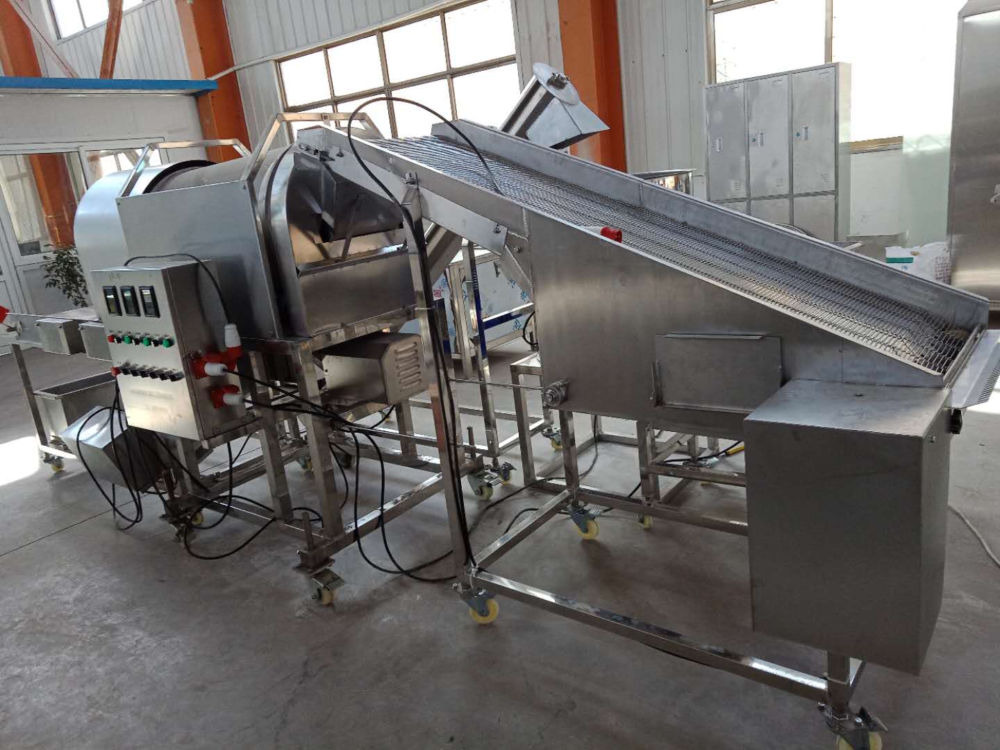 雞柳條滾筒裹粉機(jī)圖片/雞柳條滾筒裹粉機(jī)樣板圖 (4)