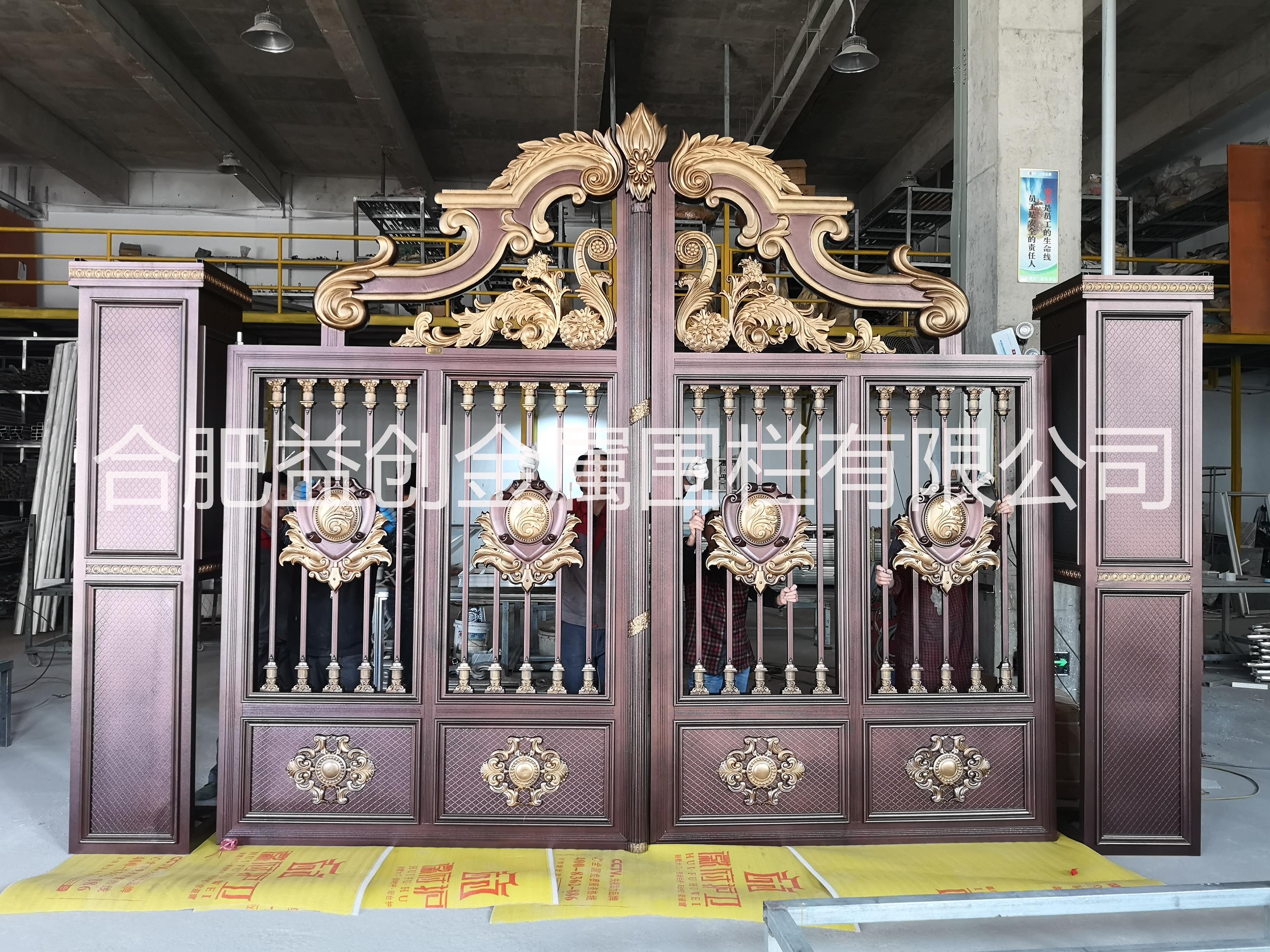 徽府護(hù)衛(wèi)別墅門圖片