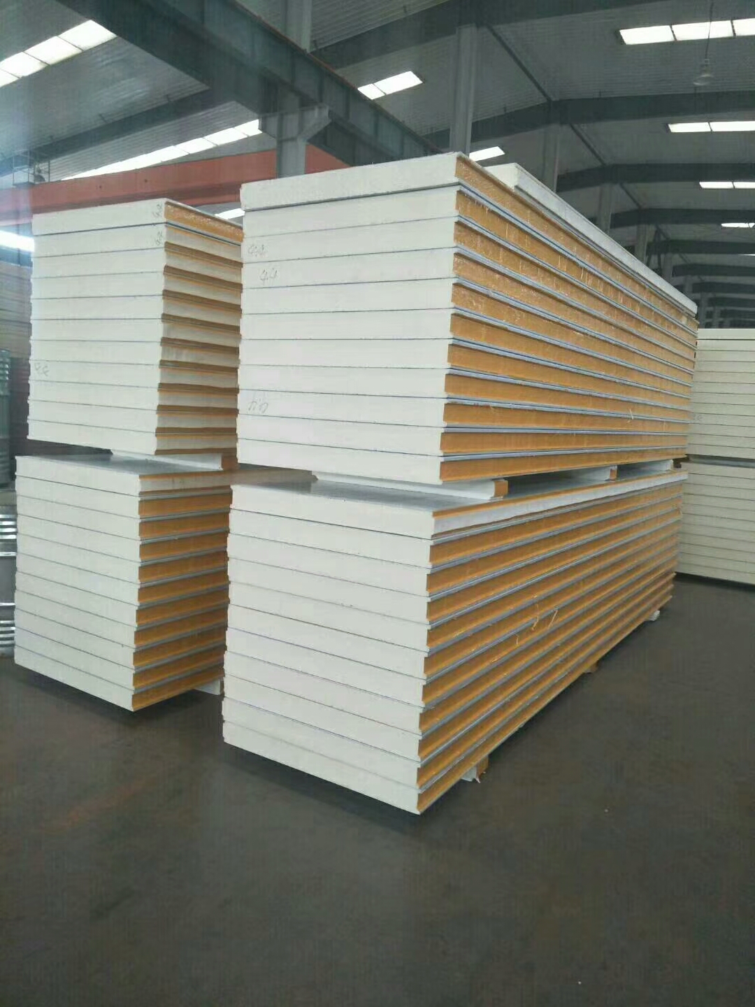 通化生產(chǎn)聚氨酯封邊巖棉復(fù)合板廠家圖片/通化生產(chǎn)聚氨酯封邊巖棉復(fù)合板廠家樣板圖 (3)