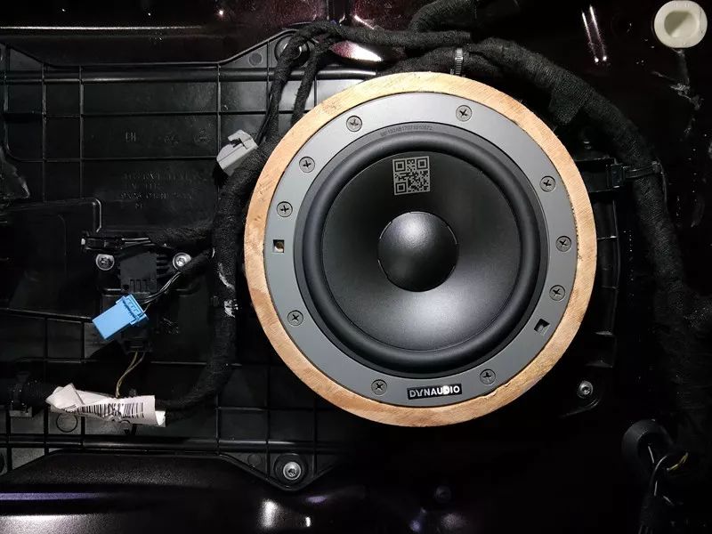 汽車音響改裝圖片/汽車音響改裝樣板圖 (3)