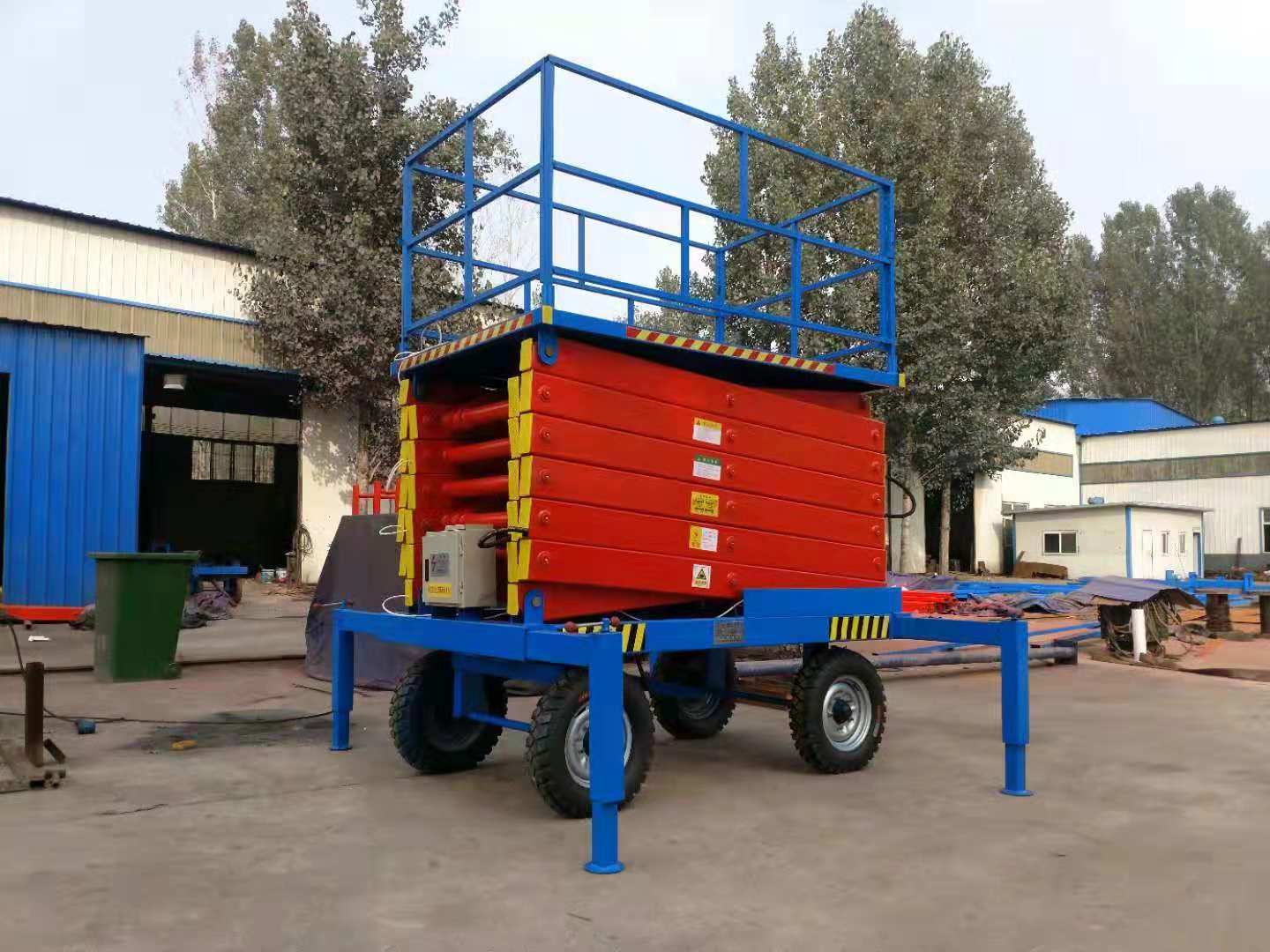 升降平臺(tái) 架橋機(jī) 吸盤廠家報(bào)價(jià) 升降平臺(tái)廠家