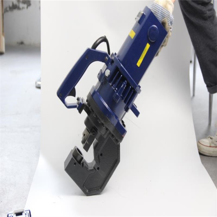 電動液壓沖孔機(jī)圖片/電動液壓沖孔機(jī)樣板圖 (3)