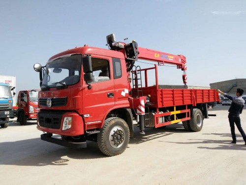 三一隨車吊_單橋隨車吊專業(yè)生產(chǎn)廠家 保質(zhì)保量 價格無憂