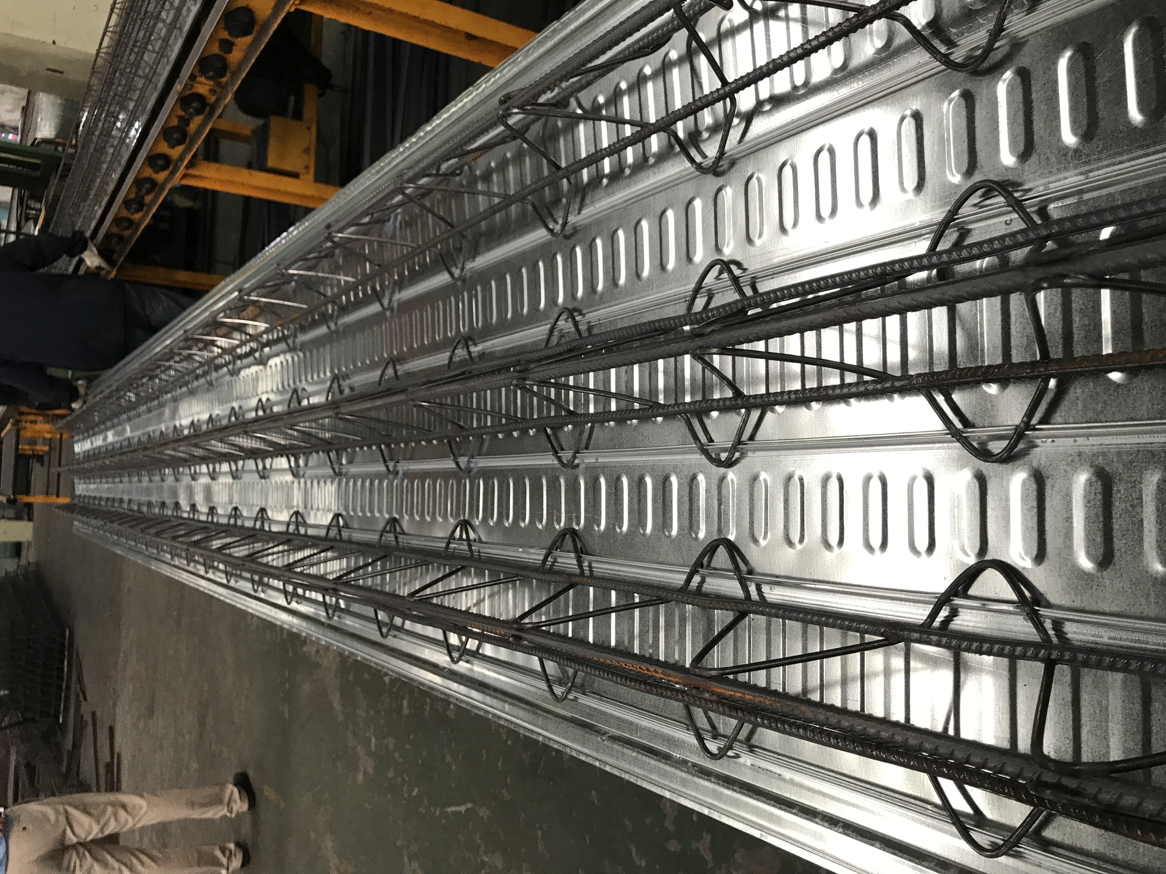 鋼筋桁架樓承板