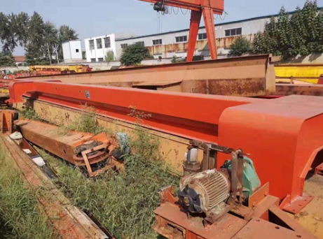 山東二手起重機批發(fā)圖片