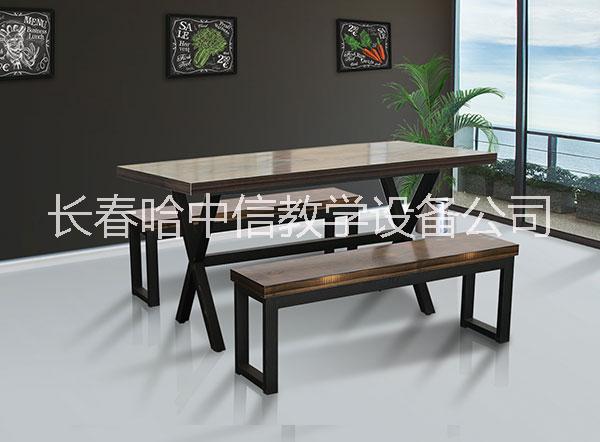 玻璃鋼餐桌生產(chǎn)圖片/玻璃鋼餐桌生產(chǎn)樣板圖 (4)