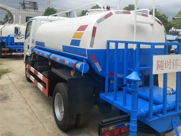 5噸灑水車(chē)圖片/5噸灑水車(chē)樣板圖 (1)