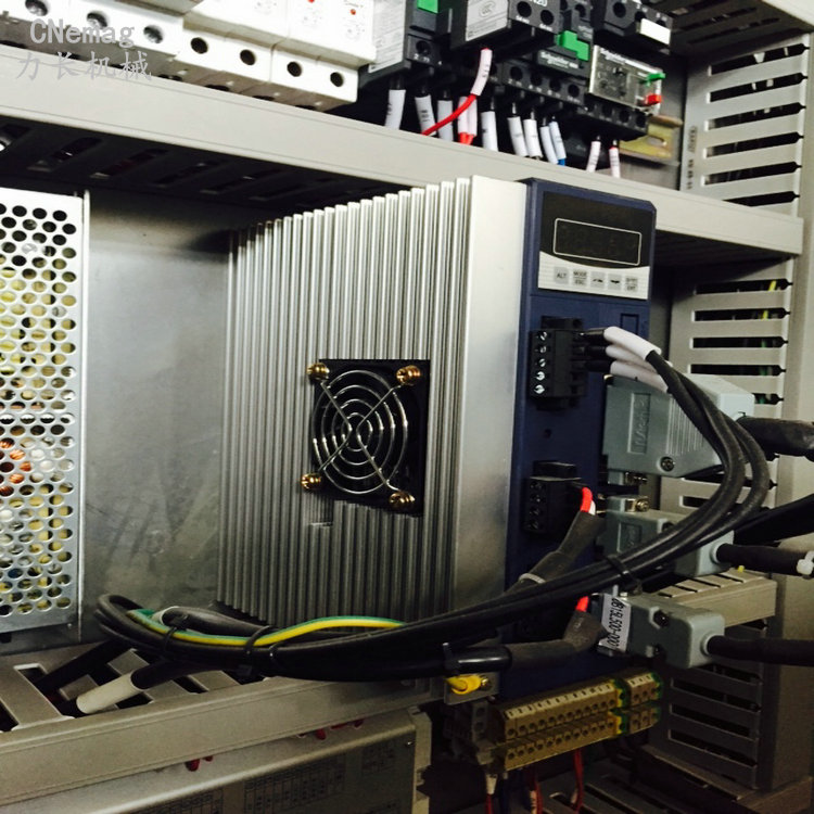 數(shù)控折彎機(jī)圖片/數(shù)控折彎機(jī)樣板圖 (3)