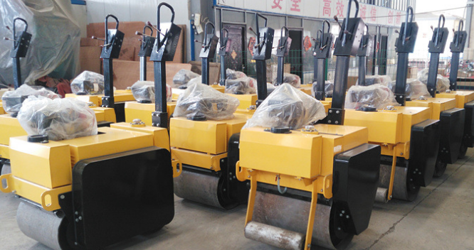 手扶式壓路機(jī)圖片