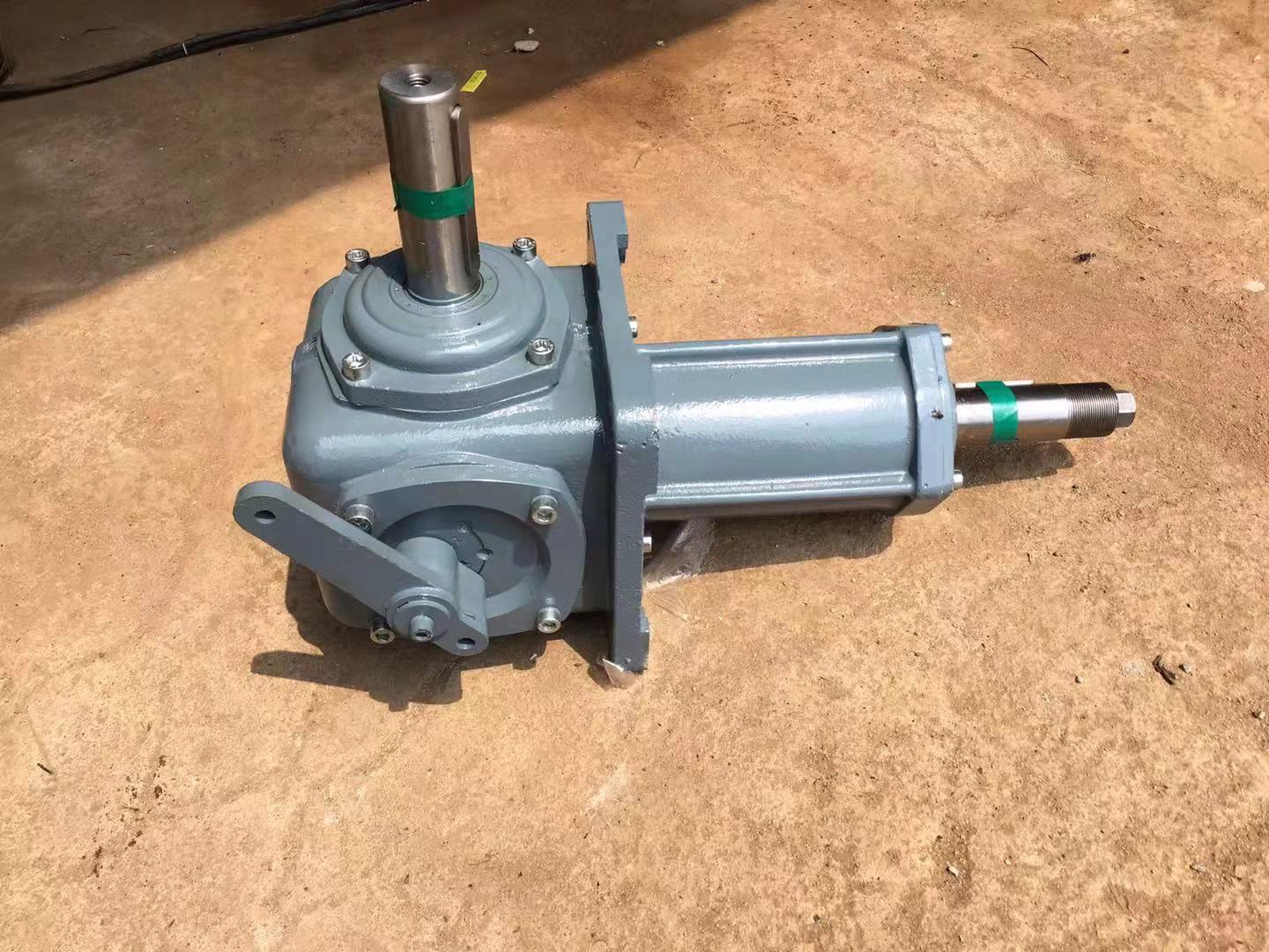 山東格奧青貯機割臺 懸掛式青