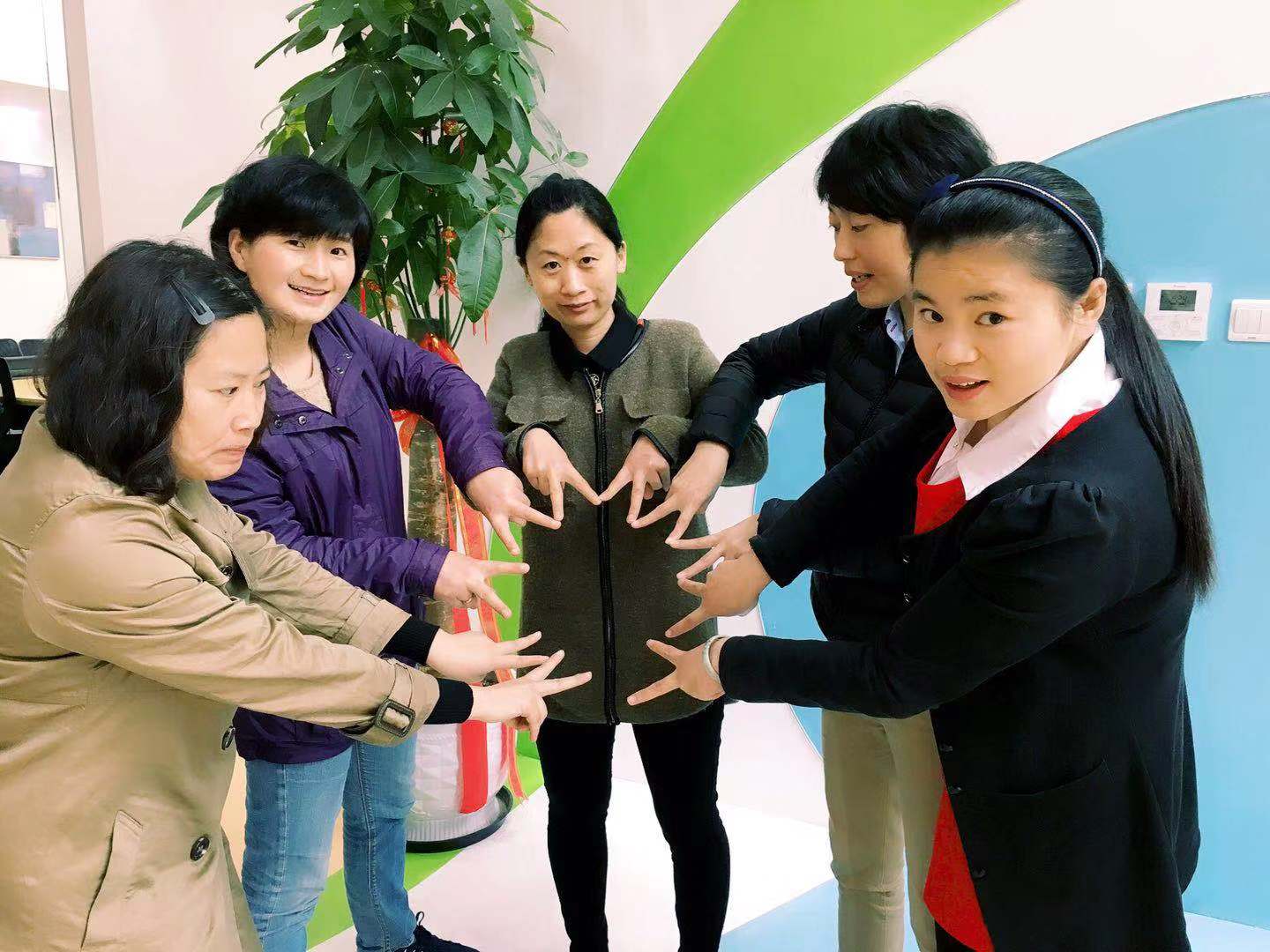 供應(yīng)源禾水性啞光手感助劑D87