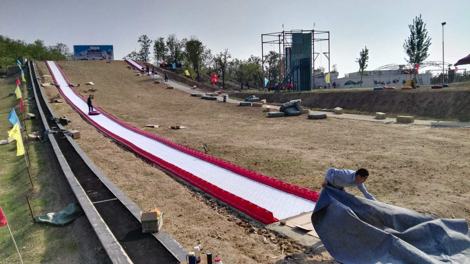 夏季旅游項目-夏季旱滑道圖片/夏季旅游項目-夏季旱滑道樣板圖 (4)