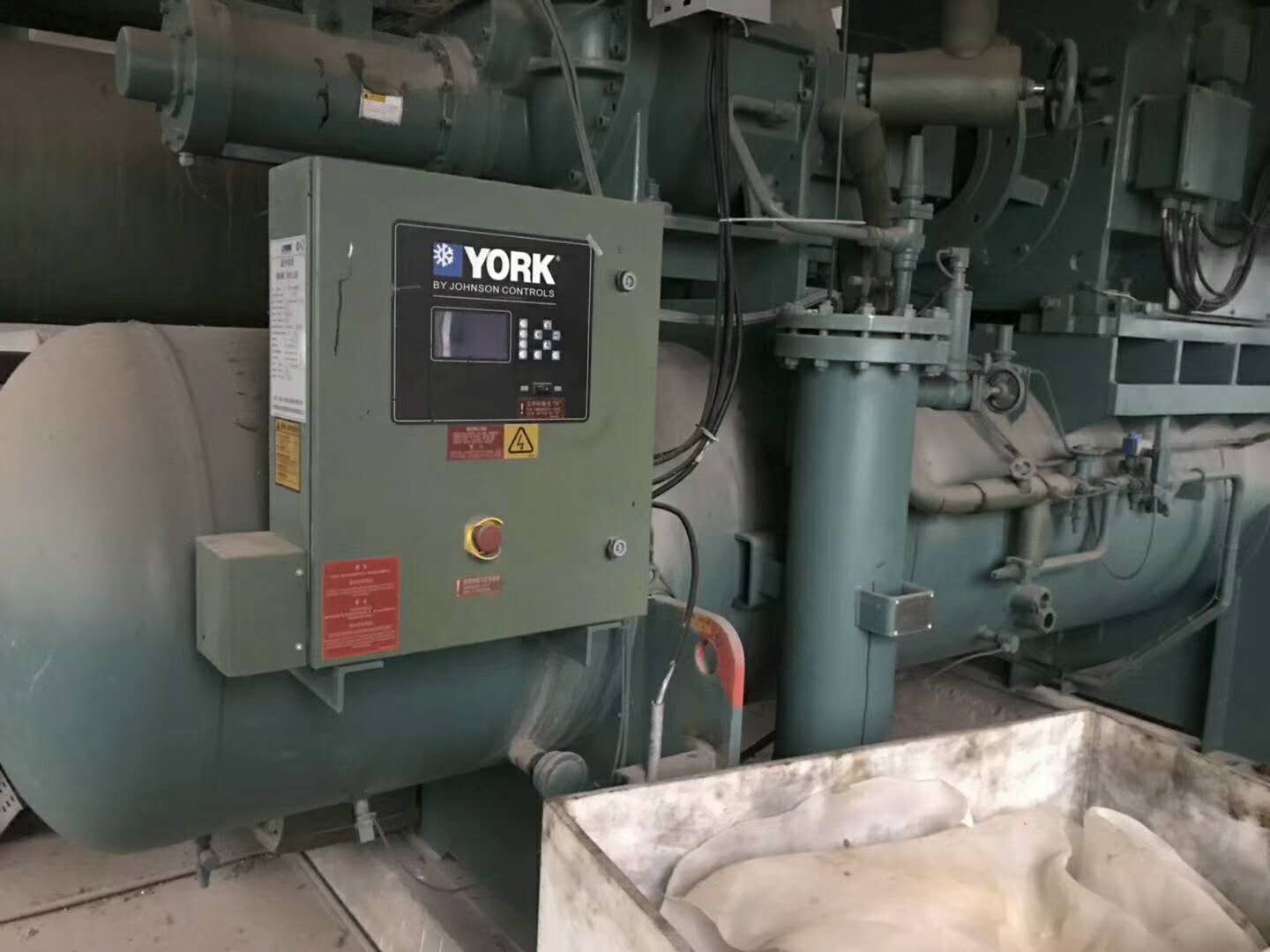 八成新二手鹽水機(jī)烏海工廠*出售