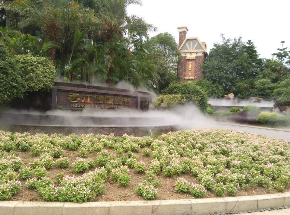 冷霧設(shè)備 人造仙霧景觀設(shè)備圖片