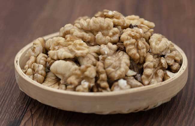 云南核桃仁 原味核桃肉 生核桃仁圖片