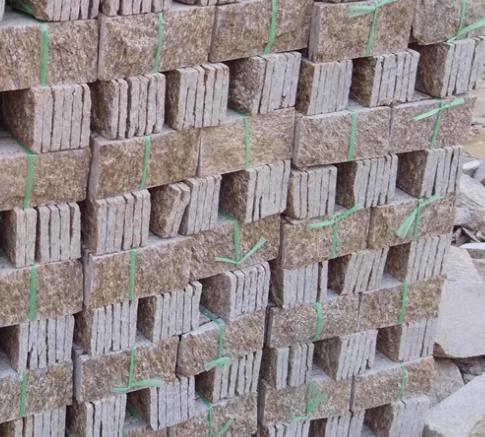 了解河北虎皮黃蘑菇石的質(zhì)量和用法