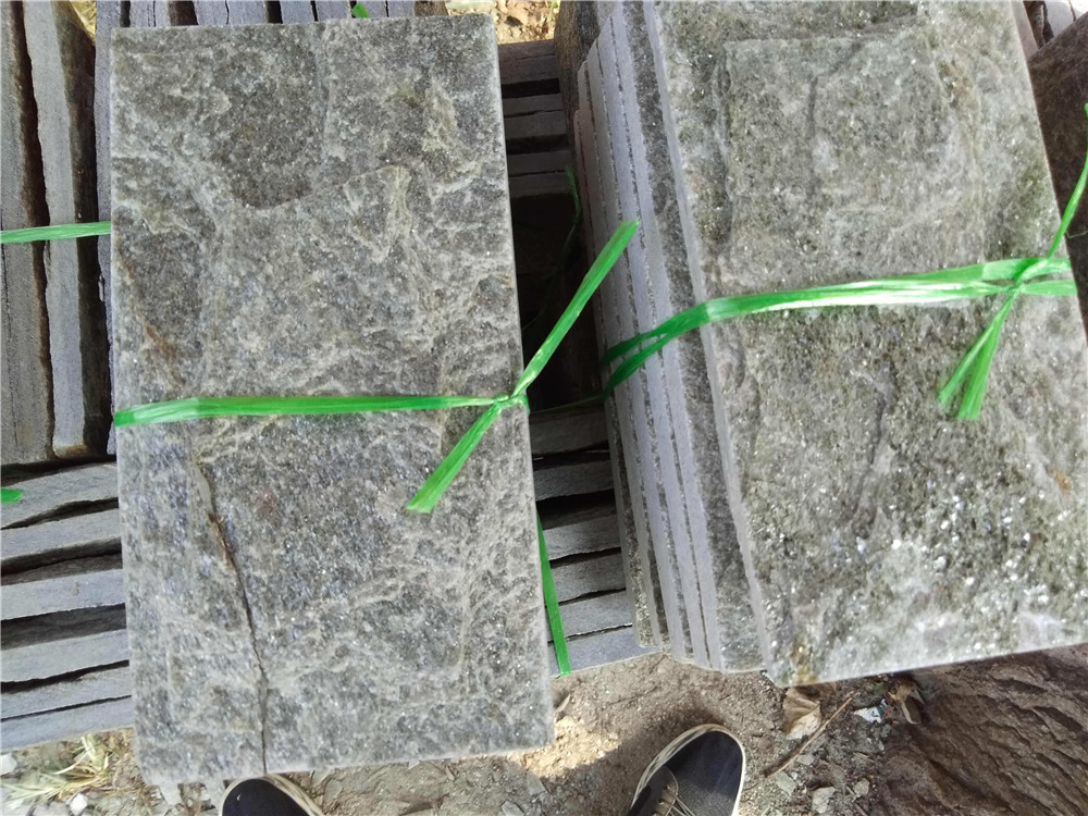 綠石英蘑菇石的外墻特點(diǎn)用法解析 綠石英文化石蘑菇石