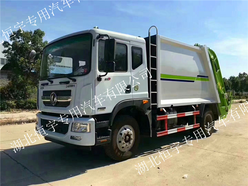 東風(fēng)多利卡D9壓縮式垃圾車圖片