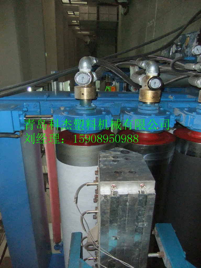 噴絲地毯設(shè)備圖片/噴絲地毯設(shè)備樣板圖 (2)