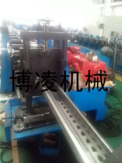 重型倉儲貨架圖片/重型倉儲貨架樣板圖 (4)