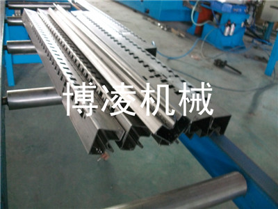 電器柜骨架自動成型生產(chǎn)設備圖片/電器柜骨架自動成型生產(chǎn)設備樣板圖 (4)