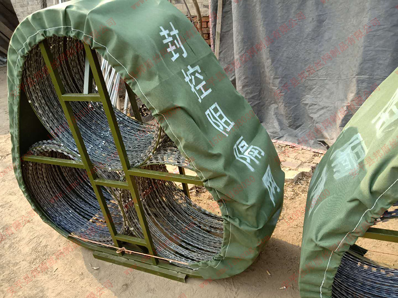 應急封控阻隔網(wǎng)圖片