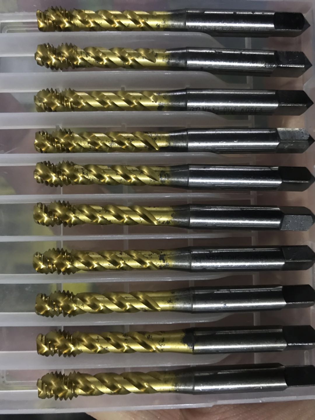 德國(guó)半螺旋絲攻